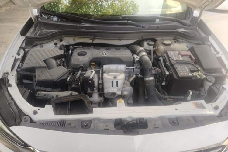 Used Buick GT 2018 18T Automatic Flagship Model Engine Bay