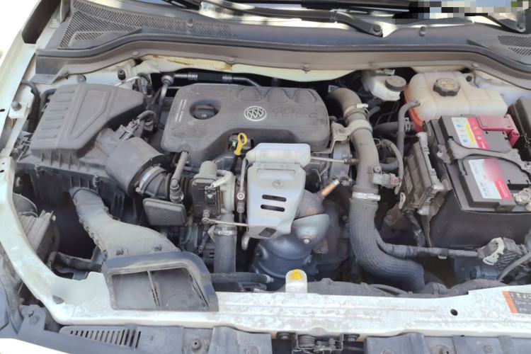 Used Buick GT 2018 15T Manual Elite Version China V Standard Engine Bay
