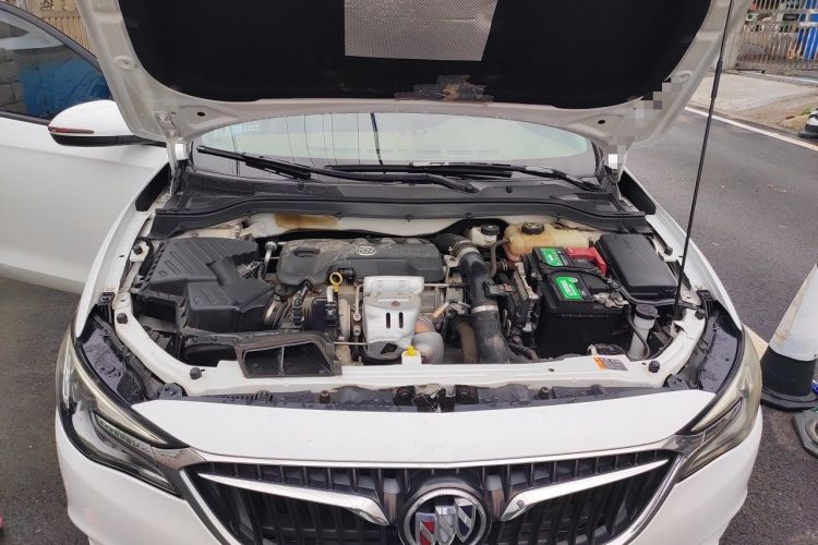 Used Buick GT 2018 18T Automatic Elite Model Engine Bay