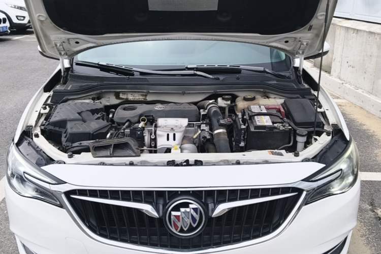 Used Buick GT 2018 18T Automatic Flagship Model Engine Bay
