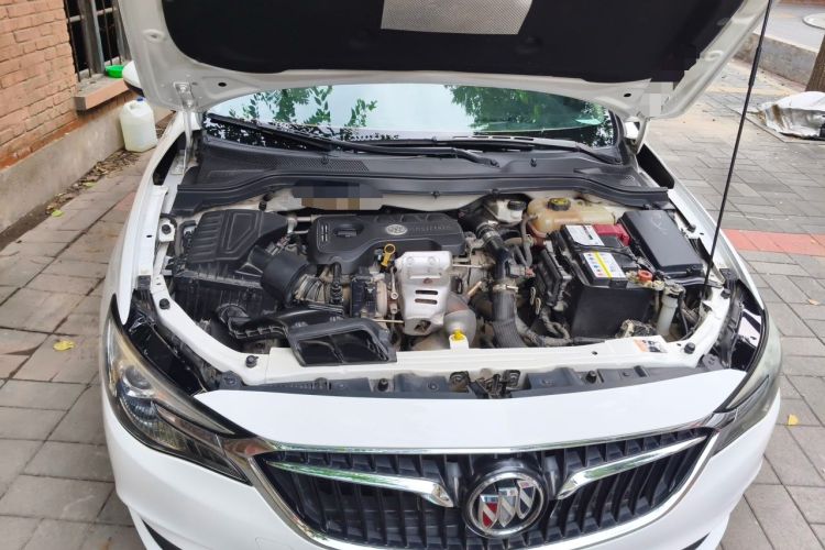 Used Buick GT 2018 15T Manual Entry-Level Version China V Standard Engine Bay