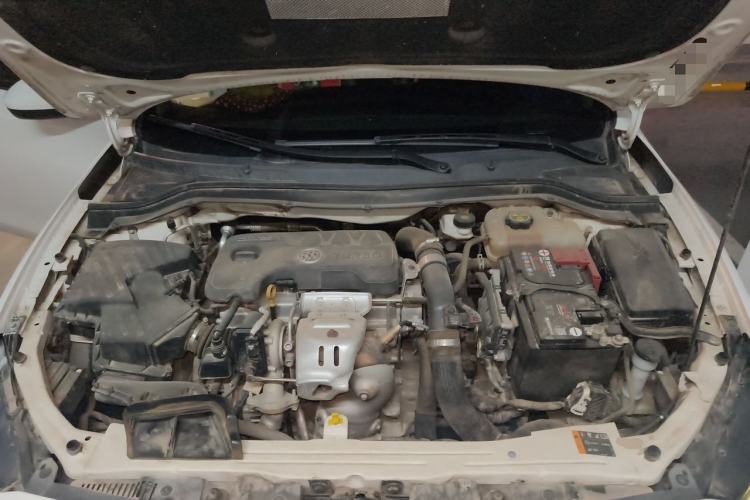 Used Buick GT 2018 18T Automatic Elite Model Engine Bay