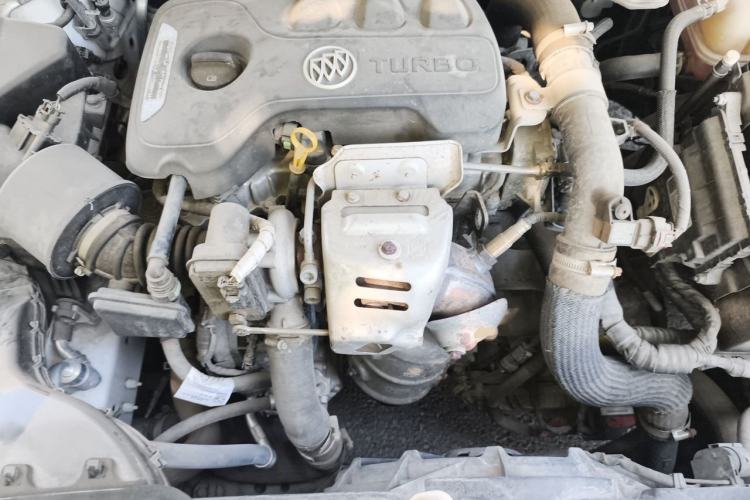 Used Buick GT 2018 15T Dual-Clutch Elite Model China V Standard Engine Bay