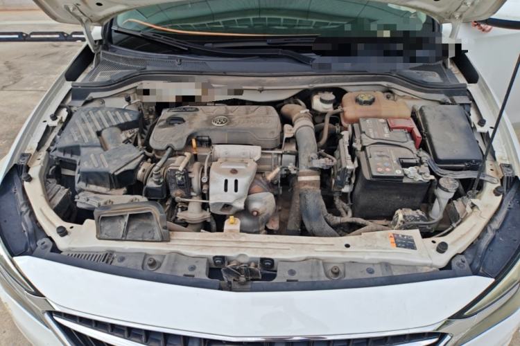 Used Buick GT 2018 18T Automatic Elite Model Engine Bay