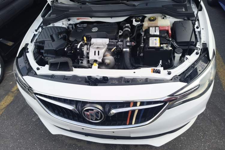Used Buick GT 2018 18T Automatic Elite Model Engine Bay