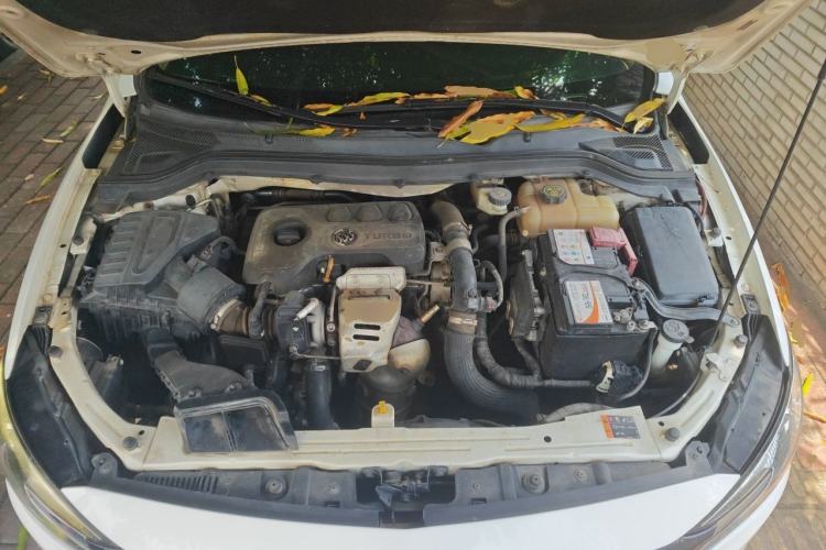 Used Buick GT 2018 15T Dual-Clutch Advanced Model China V Standard Engine Bay