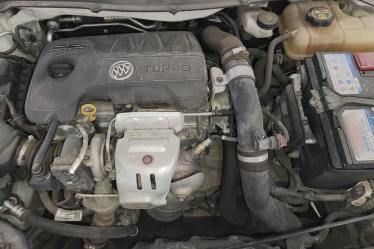 Used Buick GT 2018 18T Automatic Flagship Model Engine Bay
