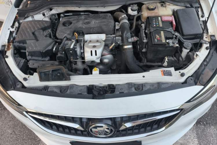 Used Buick GT 2018 18T Automatic Elite Model Engine Bay