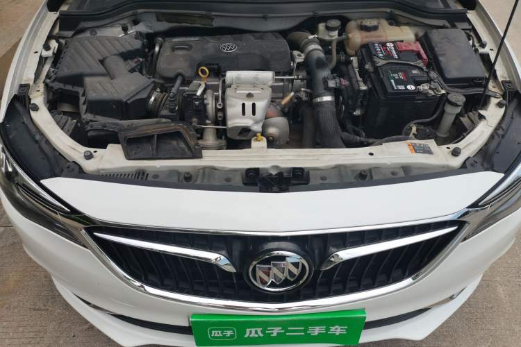 Used Buick GT 2018 18T Automatic Elite Model Engine Bay