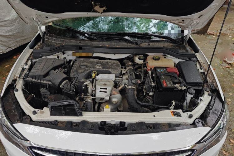 Used Buick GT 2018 15T Manual Elite Version China V Standard Engine Bay