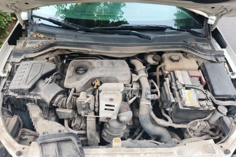 Used Buick GT 2018 15T Dual-Clutch Elite Model China V Standard Engine Bay
