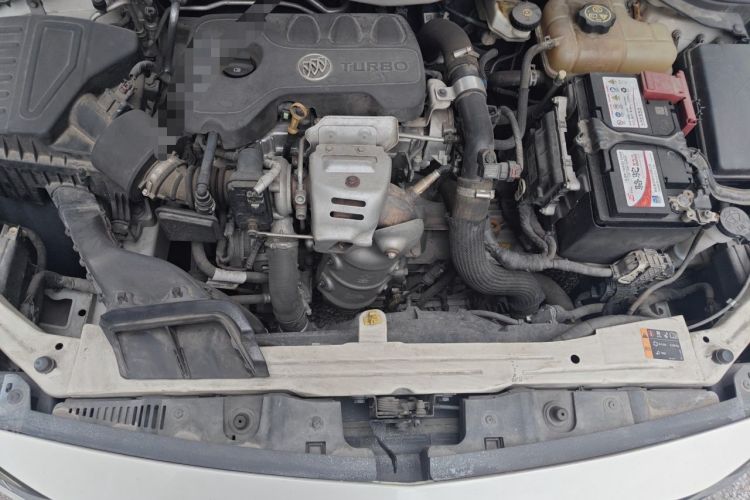 Used Buick GT 2018 15T Dual-Clutch Elite Model China V Standard Engine Bay