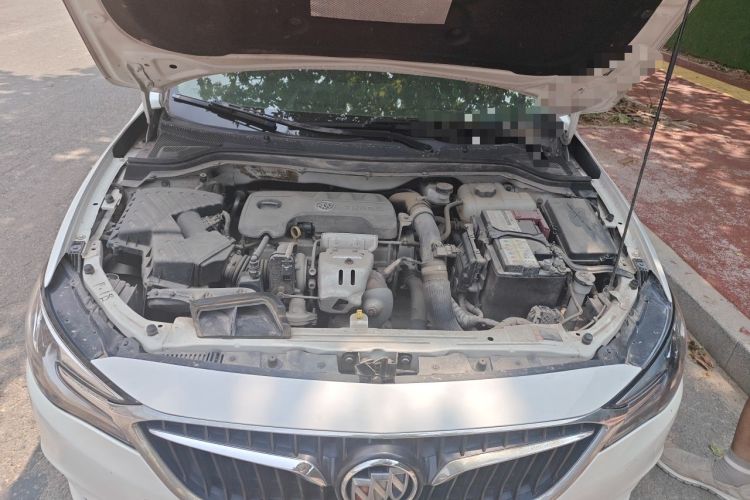 Used Buick GT 2018 18T Automatic Elite Model Engine Bay