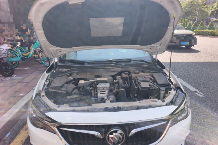 Used Buick GT 2018 15T Dual-Clutch Elite Model China V Standard Engine Bay