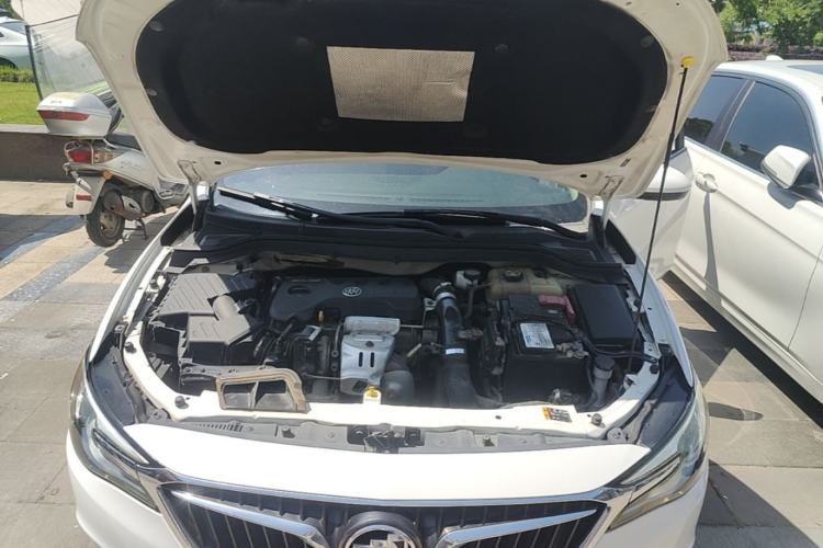 Used Buick GT 2018 18T Automatic Flagship Model Engine Bay
