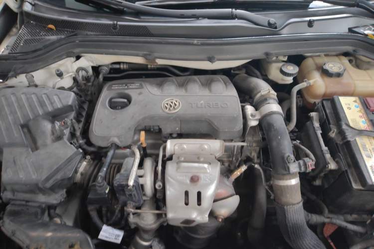 Used Buick GT 2018 18T Automatic Elite Model Engine Bay
