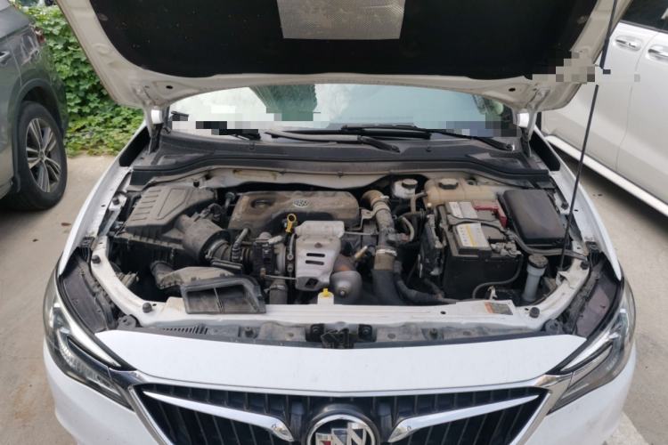 Used Buick GT 2018 15T Dual-Clutch Elite Model China V Standard Engine Bay
