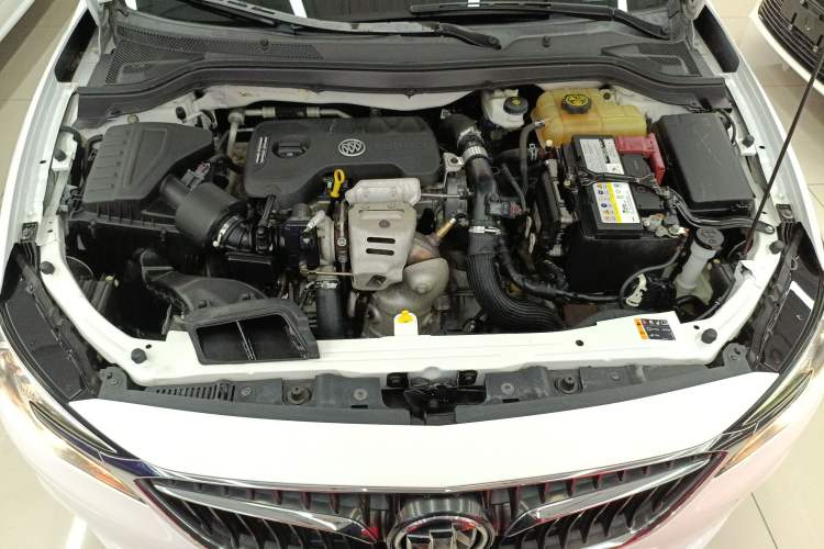 Used Buick GT 2018 15T Dual-Clutch Elite Model China V Standard Engine Bay