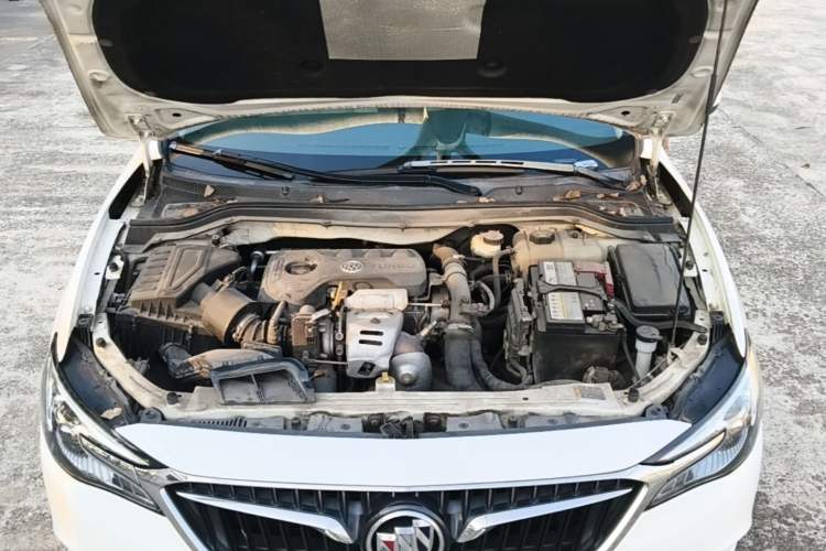 Used Buick GT 2018 15T Dual-Clutch Advanced Model China V Standard Engine Bay