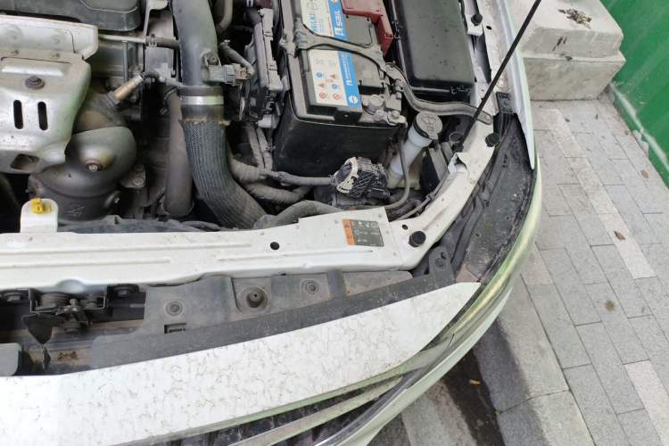 Used Buick GT 2018 18T Automatic Elite Model Engine Bay Left
