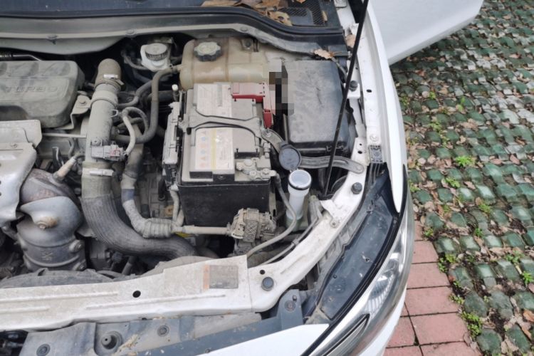 Used Buick GT 2018 15T Dual-Clutch Advanced Model China V Standard Engine Bay Left