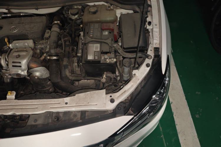 Used Buick GT 2018 15T Dual-Clutch Elite Model China V Standard Engine Bay Left