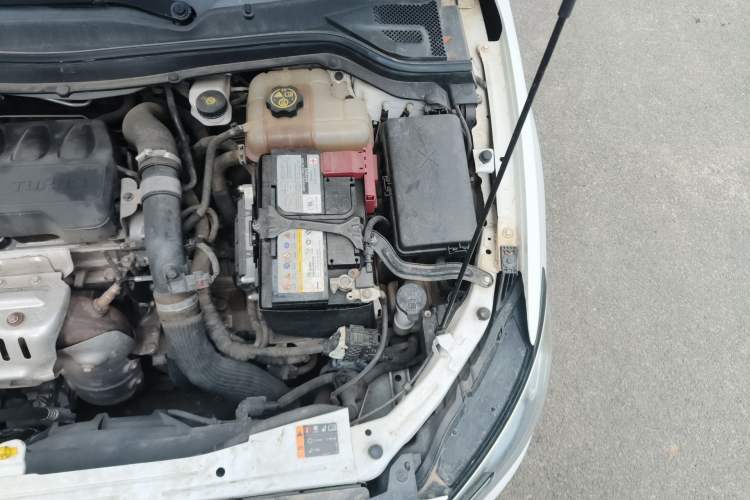 Used Buick GT 2018 18T Automatic Elite Model Engine Bay Left