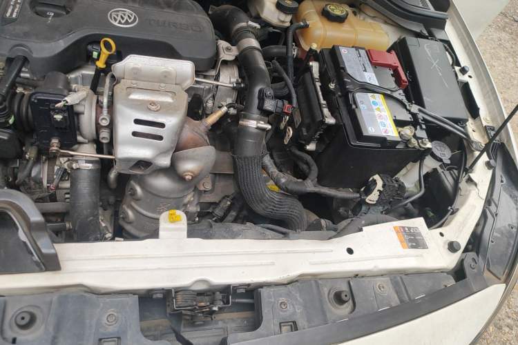 Used Buick GT 2018 15T Dual-Clutch Elite Model China V Standard Engine Bay Left