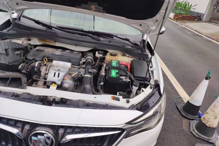 Used Buick GT 2018 18T Automatic Elite Model Engine Bay Left