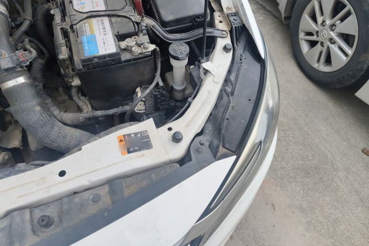 Used Buick GT 2018 18T Automatic Elite Model Engine Bay Left