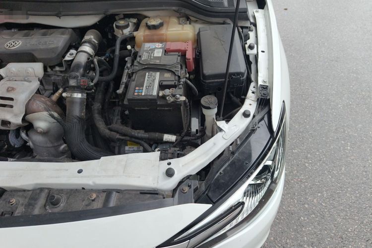 Used Buick GT 2018 15T Dual-Clutch Advanced Model China V Standard Engine Bay Left
