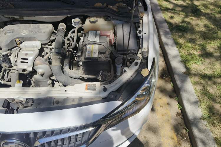 Used Buick GT 2018 15T Dual-Clutch Elite Model China V Standard Engine Bay Left