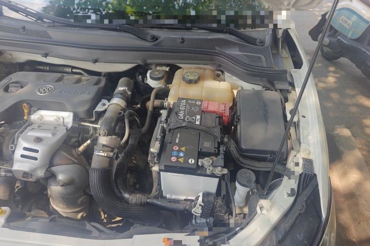 Used Buick GT 2018 15T Manual Entry-Level Version China V Standard Engine Bay Left