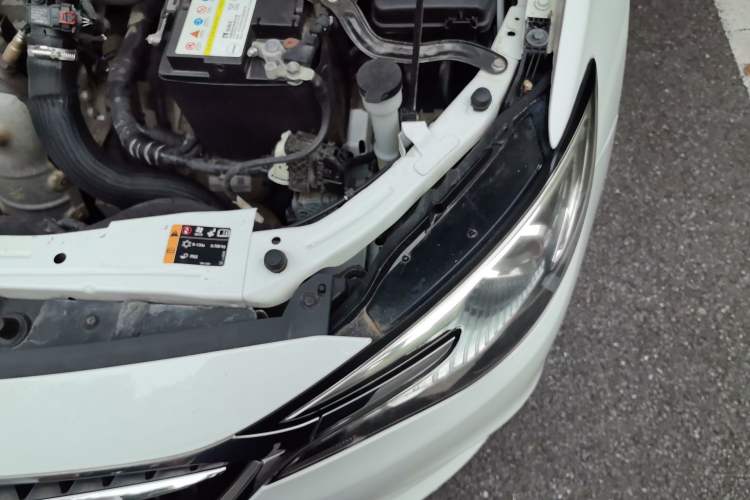Used Buick GT 2018 15T Dual-Clutch Elite Model China V Standard Engine Bay Left