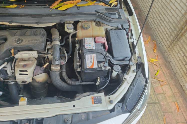 Used Buick GT 2018 15T Dual-Clutch Advanced Model China V Standard Engine Bay Left