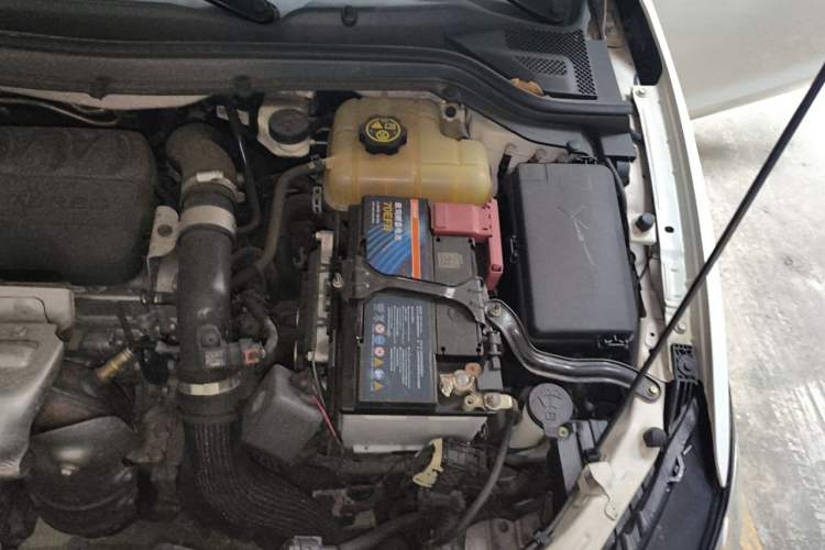 Used Buick GT 2018 18T Automatic Elite Model Engine Bay Left