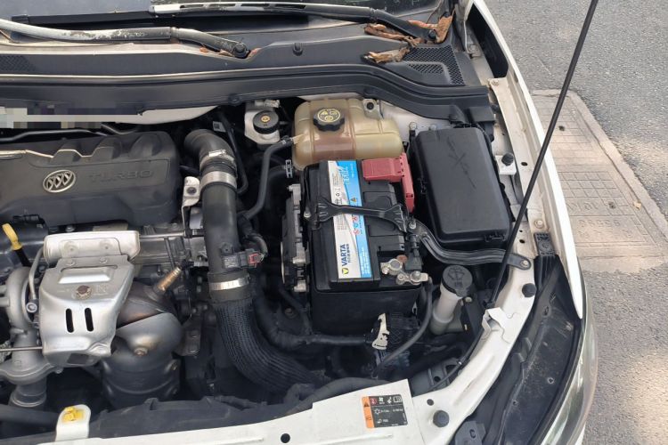 Used Buick GT 2018 18T Automatic Elite Model Engine Bay Left