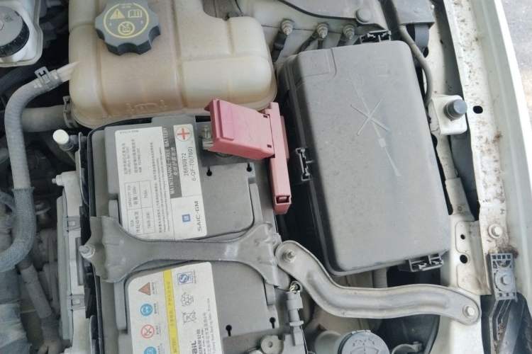 Used Buick GT 2018 15T Dual-Clutch Elite Model China V Standard Engine Bay Left