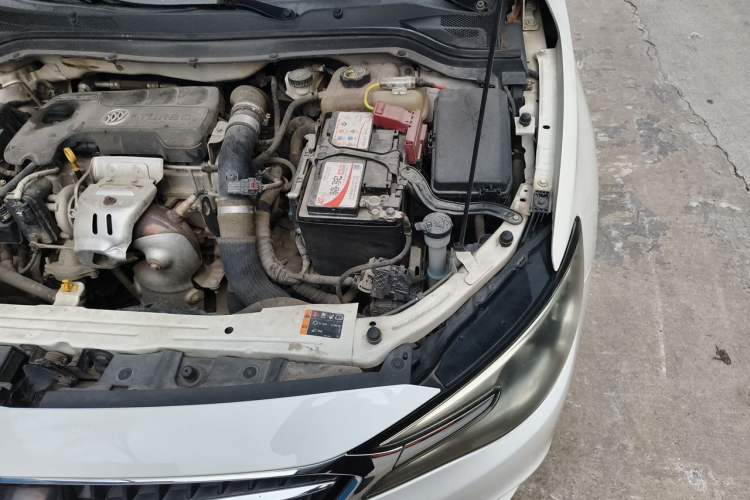 Used Buick GT 2018 18T Automatic Elite Model Engine Bay Left