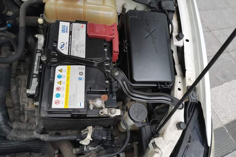 Used Buick GT 2018 15T Dual-Clutch Elite Model China V Standard Engine Bay Left