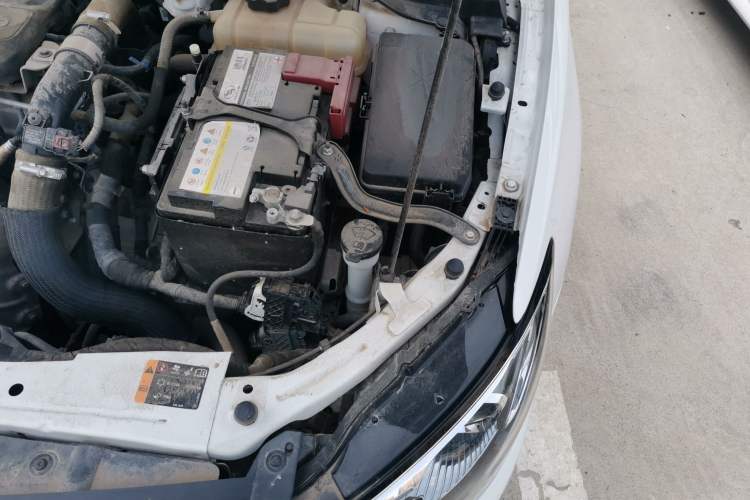 Used Buick GT 2018 15T Dual-Clutch Elite Model China V Standard Engine Bay Left