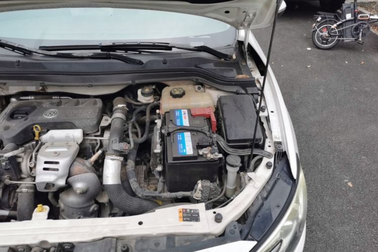 Used Buick GT 2018 15T Dual-Clutch Elite Model China V Standard Engine Bay Left
