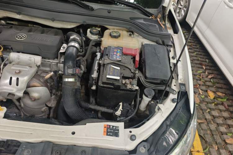 Used Buick GT 2018 18T Automatic Elite Model Engine Bay Left