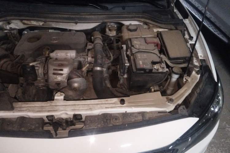 Used Buick GT 2018 15T Manual Elite Version China V Standard Engine Bay Left