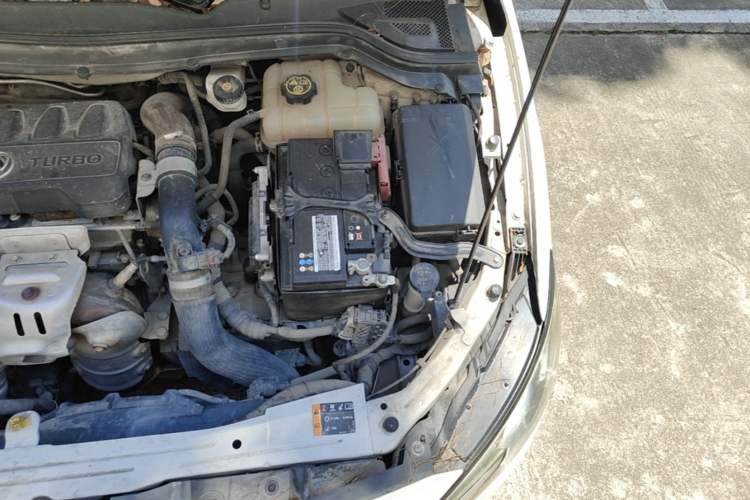 Used Buick GT 2018 18T Automatic Elite Model Engine Bay Left