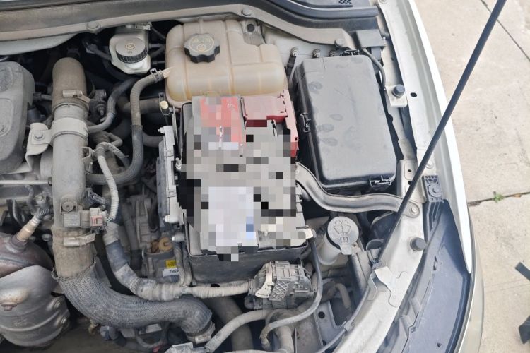 Used Buick GT 2018 15T Dual-Clutch Elite Model China V Standard Engine Bay Left
