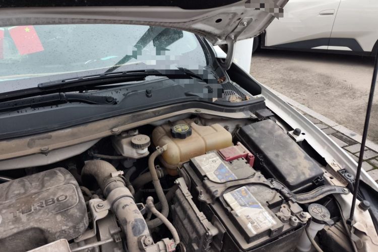 Used Buick GT 2018 15T Manual Elite Version China V Standard Engine Bay Left