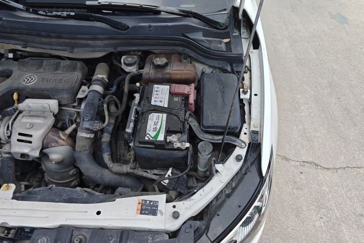 Used Buick GT 2018 15T Dual-Clutch Elite Model China V Standard Engine Bay Left