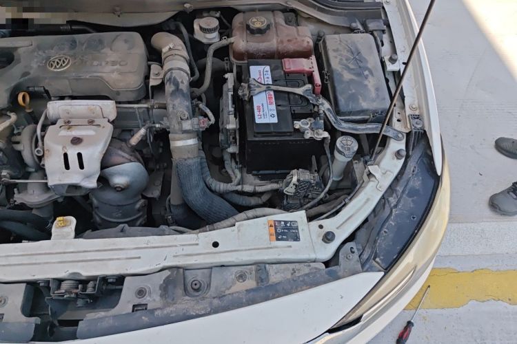 Used Buick GT 2018 18T Automatic Elite Model Engine Bay Left