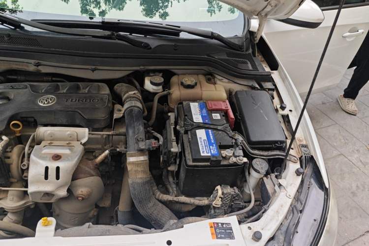 Used Buick GT 2018 18T Automatic Elite Model Engine Bay Left